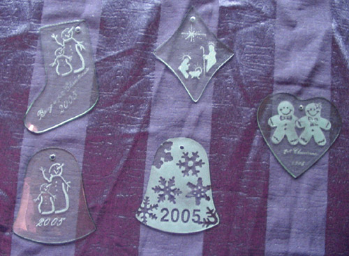 pics/ornaments2005.jpg